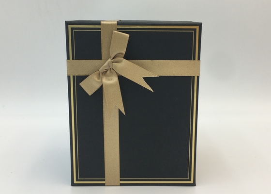 harga yang pantas Kotak Hadiah Mewah yang Disesuaikan Matt Finish Carboard Paper Packaging Box on line