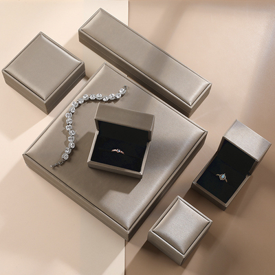 harga yang pantas Anting-Anting Gelang Kulit Kotak Hadiah Kalung Pu Kulit Kotak Perhiasan on line